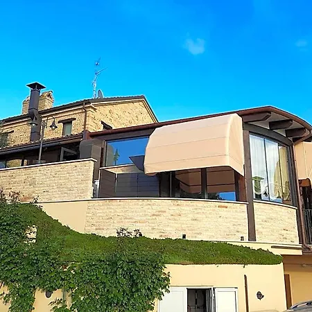 La Tana Dei Leoni
