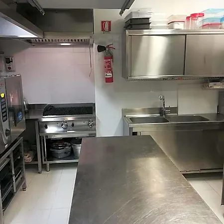 La Tana Dei Leoni 4*