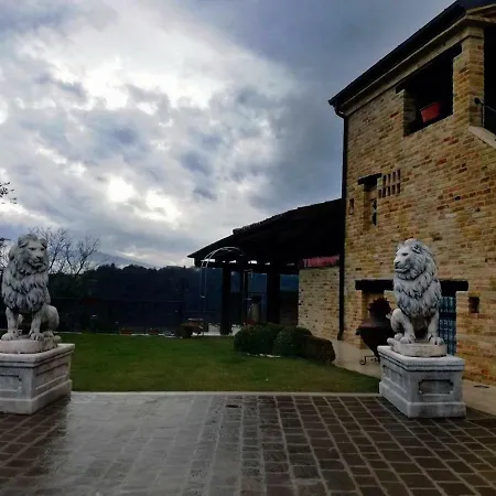 La Tana Dei Leoni Nocleg ze śniadaniem