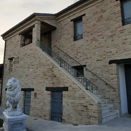 La Tana Dei Leoni Panzió Monsampolo del Tronto