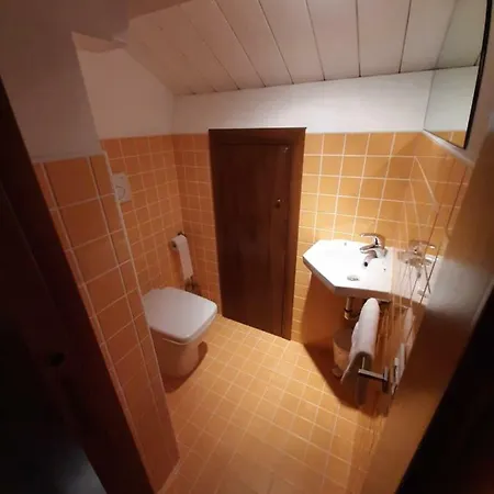 לינה וארוחת בוקר La Tana Dei Leoni